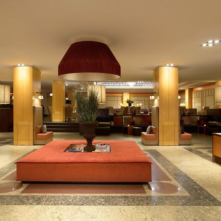 Starhotels Metropole Roma Esterno foto