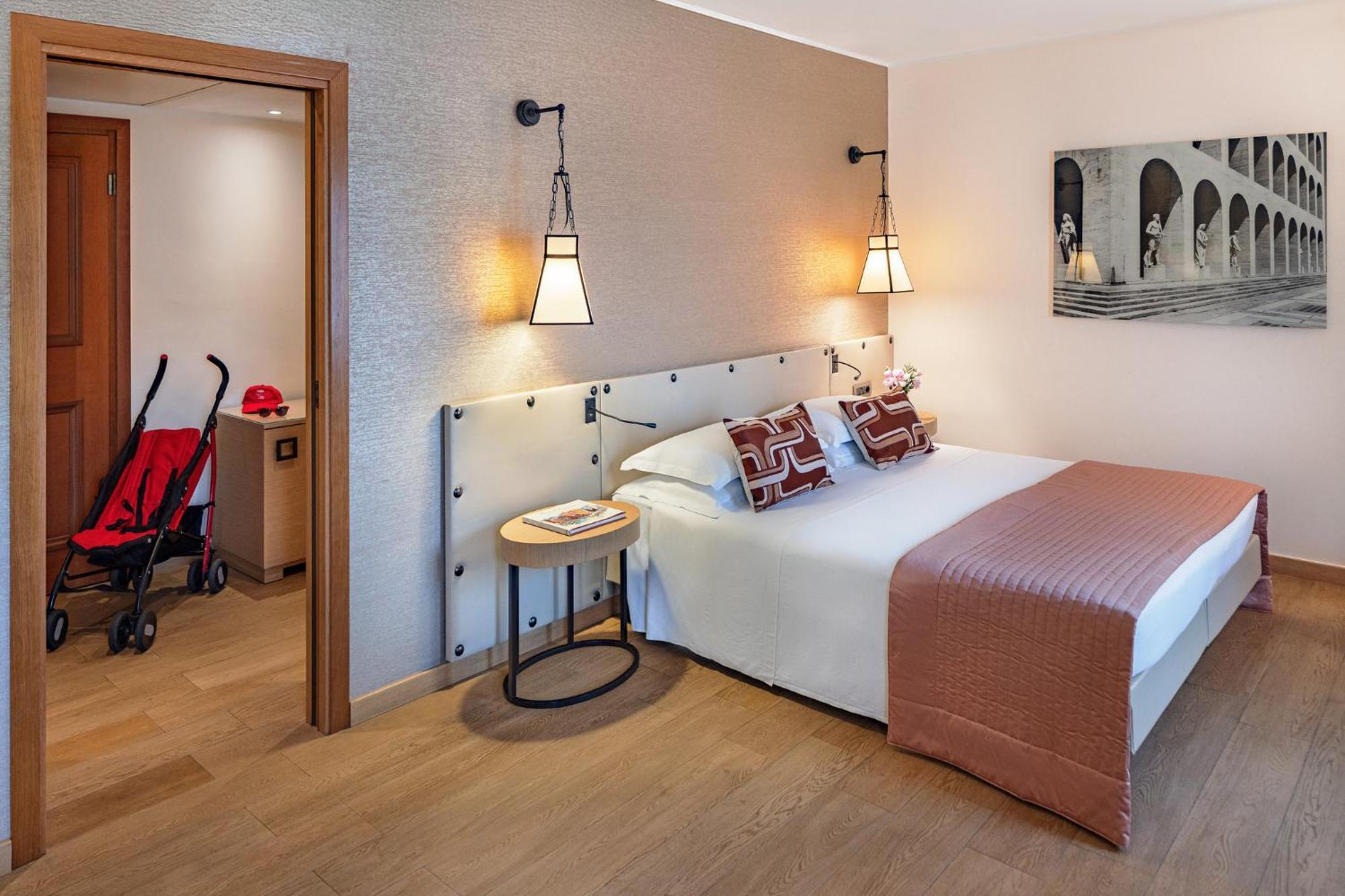 Starhotels Metropole Roma Esterno foto