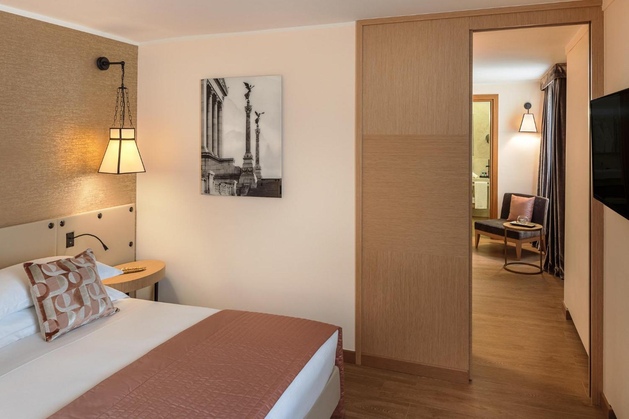 Starhotels Metropole Roma Esterno foto